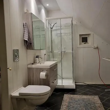 Ostersveien 4 *